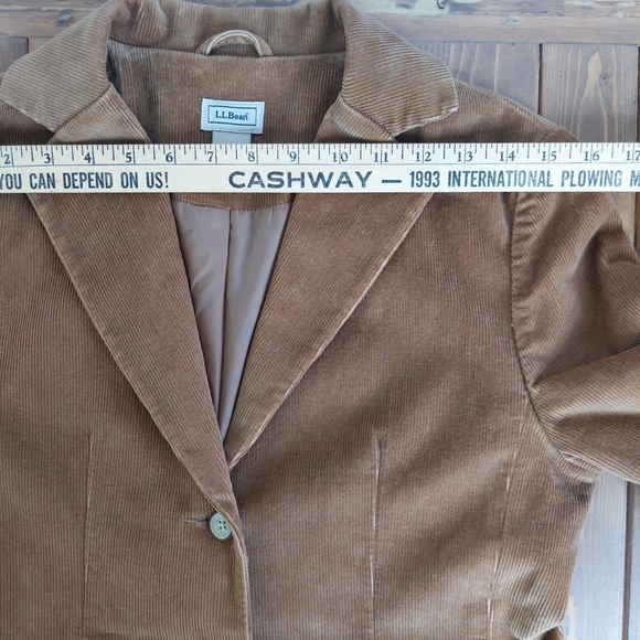 L.L. Bean Women’s Tan Corduroy Blazer Jacket - Picture 11 of 16
